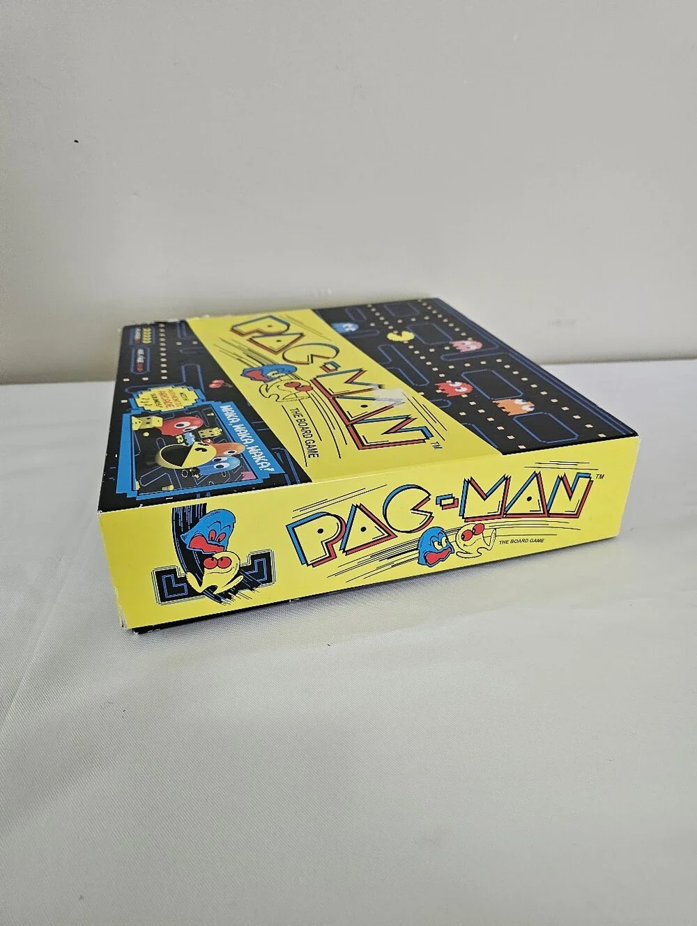 Board Game - Yellow and Black Classic Arcade Edition